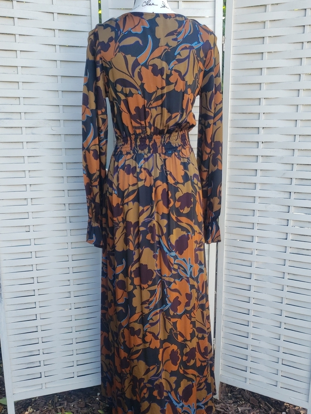 Shyanne Brown Floral High-Low V-Neck Dress Long Sleeve Size S - Picture 4 of 7